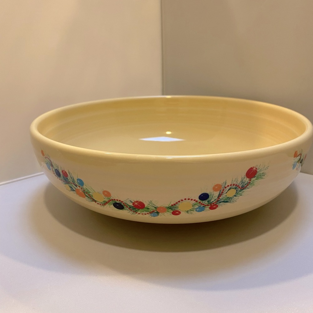 COPY - Beautiful Fiestaware pasta/serving bowl, Christmas